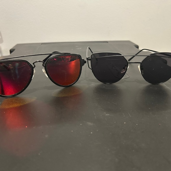 Lot of 2 Stylish Black and Red SOJOS Sunglasses